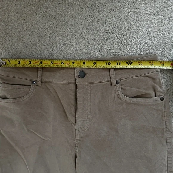 Peruvian Connection Brand Velvet Jeans tan size 6 - Picture 6 of 9